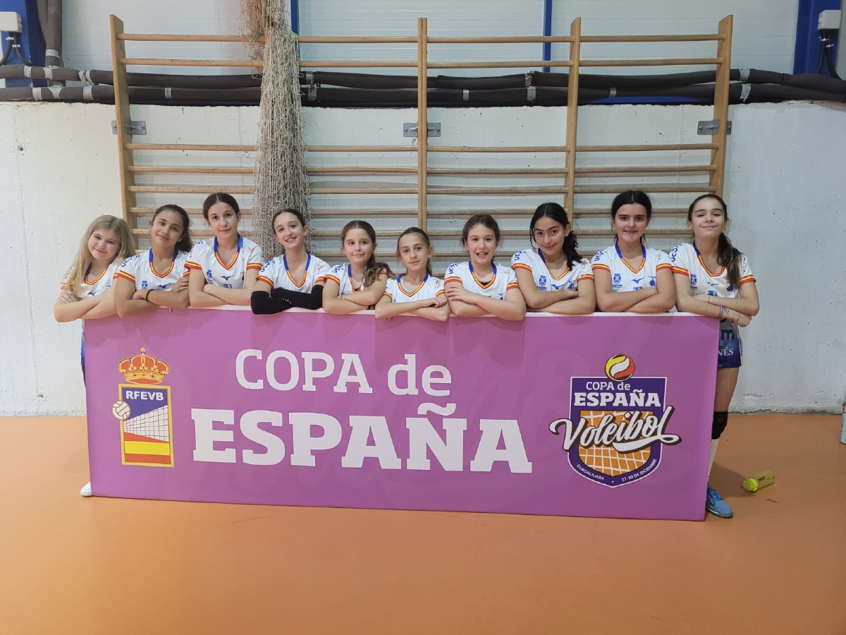 VoleibolLeganes's tweet image. 🏆🇪🇸 #CopaEspañaVB - 2ª Fase: 17 al 32

🏐 Alevín B Femenino
🆚 Club Voleibol A7 Blanco
➡️ 0-2

#VamosLega 💙🤍 
#MejorCanteraESP 💪🇪🇸