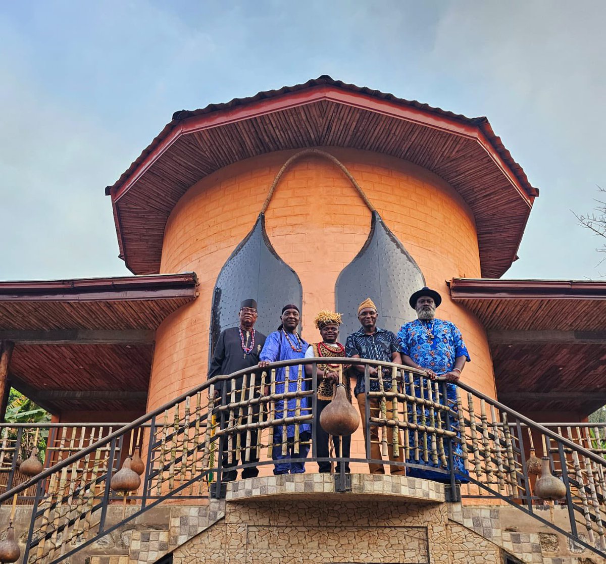 Sa Majesté Songue Madiba Jamil , Roi Bakoko Wouri tweet media