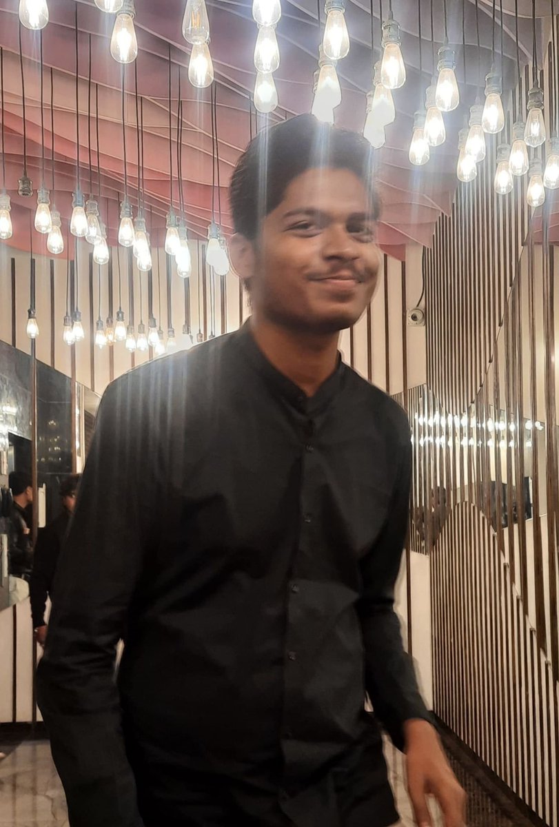 itzkaushal7's tweet image. Like a black magic. 🖤✨🤍

#kaushalsingh