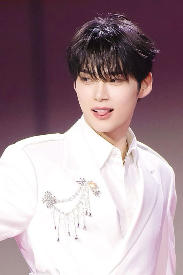 <a href="/Neovensub/">tutup lapak</a> ⁡︎ ⁢︎ ⁣︎⁠︎ ⁡︎ ⁢︎ ⁣︎    ⠀  ⁠︎ ⁡︎ ⁢︎ ⁣︎
Rakha mengambil alih acara, sembari tersenyum, "Ehm, selamat malam, Mortals! Wih.. pada cantik-cantik dan ganteng banget, ya? Sayangnya kita udah mau bubaran..."
⁢︎ ⁣︎⠀ ⠀⠀⠀  ⁠︎ ⁡︎ ⁢︎ ⁣︎⁠︎ ⁡︎ ⁢︎