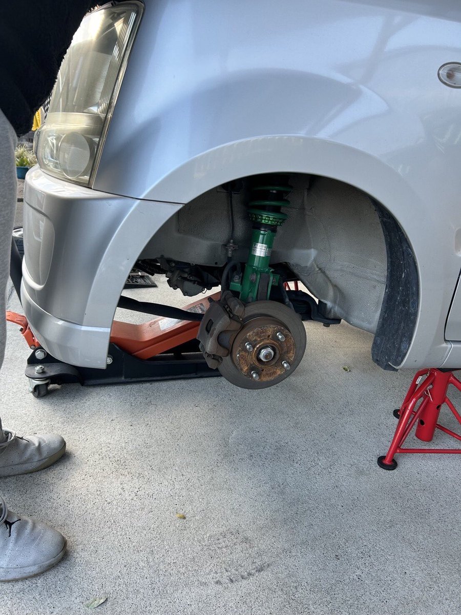 kws_24's tweet photo. 足車も友達から車高調もらって無料で乗り心地良くなった😙
ダウンサスから車高調！ https://t.co/H1LxE3QNCH