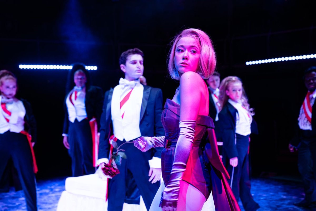 REVIEW - Josh Seymour’s production of SPEND SPEND SPEND at the Royal Exchange is enjoyably effervescent &amp; full of restless ingenuity. It’s all highly entertaining and helped in no small part by Lucy Hinds’ wonderful choreography. Full review at: circlesandstalls.com/2024/12/29/spe…