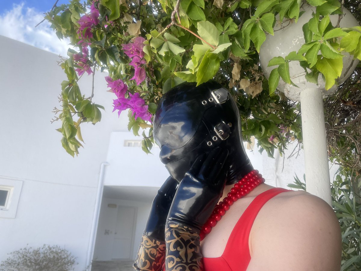 melon_slave's tweet photo. Rubber doll life 🥰 https://t.co/VggoUg2k1w