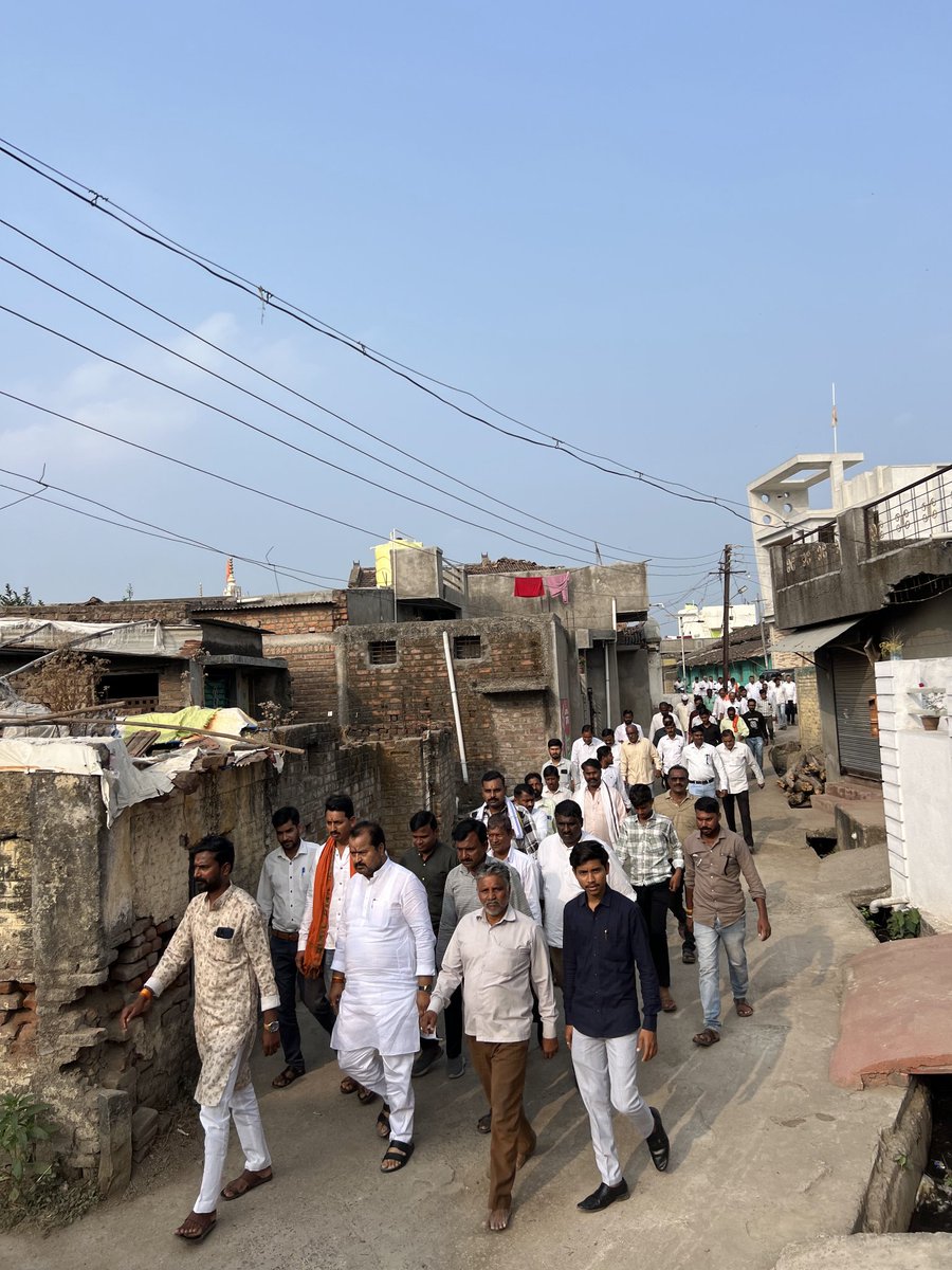 Rwankhade28's tweet photo. भाजपा अमरावती जिल्हा ग्रामीण #सदस्य_नोंदणी अभियान 2024 भातकुली तालुका कार्यशाळा श्री क्षेत्र वायगाव येथे संपन्न झाली. या वेळी भाजपा पदाधिकारी व कार्यकर्ते मोठ्या संख्येत उपस्थित होते.
#BJP4IND #bjpmaharashtra https://t.co/xL1oaGJfZE