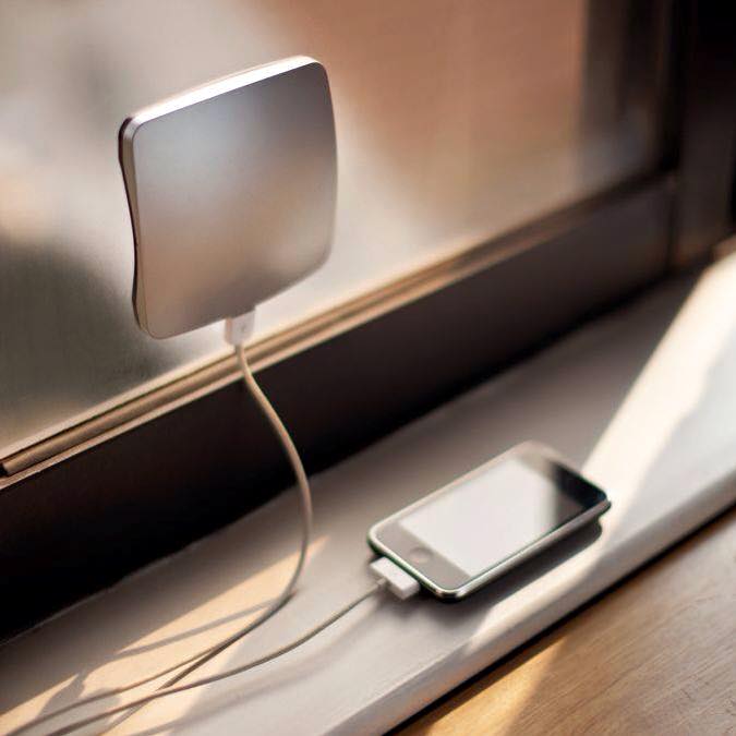 SHIVANI9563's tweet photo. Window mounted solar charger https://t.co/zJx3sl8whG