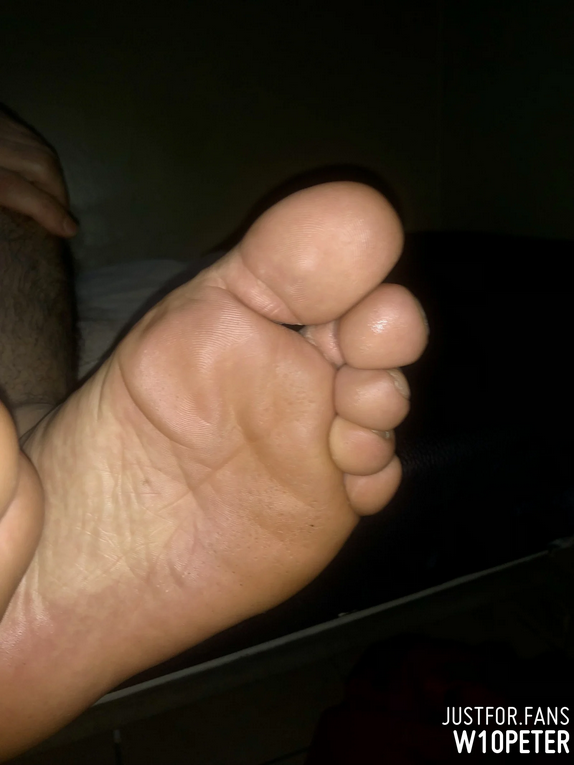 kurdish man entered the changing room and closed the door saying" what i will say -you will do" his thick feet had the most intoxicating manly scent as he rubbed one sole on my face and put the toes of his other foot in my mouth. his dick stood right up " look" he said" i like "