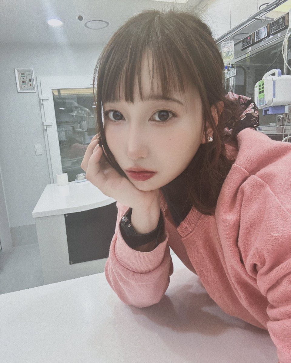 hyewon_3308's tweet photo. 오늘은 기필코 남편을 스트리트파이터에서
조져주고야 말겠다^^ https://t.co/MekslVfwXw