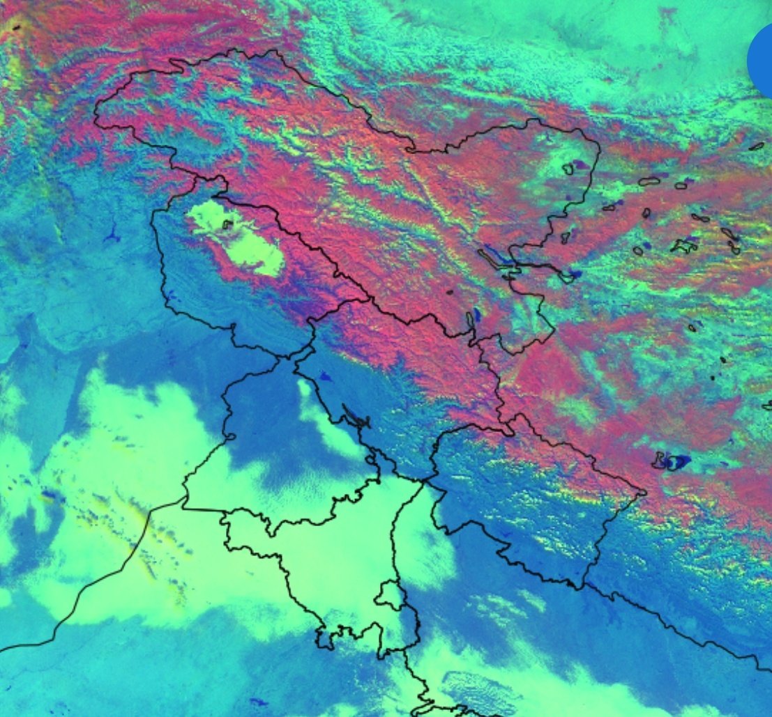 debamet55's tweet photo. Magnificent view of #snow #cover( light Red shaded area) over WHR of Indian states like #J &amp; #K, #Himanchalpradesh and #Utarakhand.

#Generally snow &amp;  cloud tops have same temperature therefore they cannt be distinguished by Thermal IR, but in MIR(1.6,2.4micron).

#INSAT
#RS🛰️ https://t.co/pFzqBBno0g