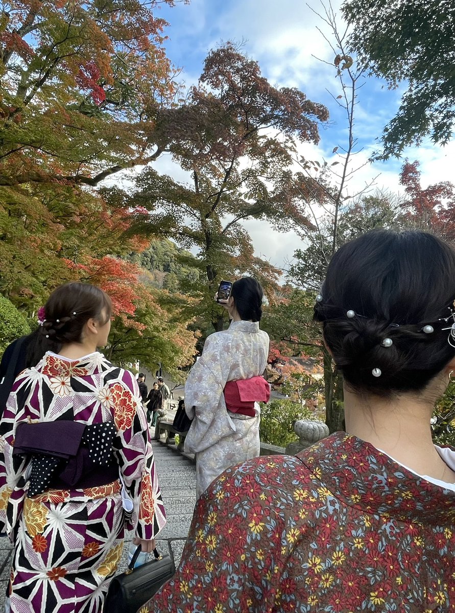 Yurip_0223's tweet photo. 京都🍁👘 https://t.co/srPyog0ocC