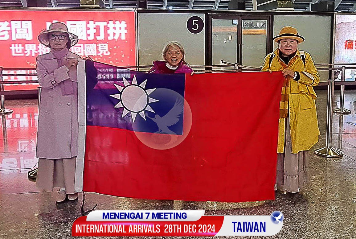 People from developed nations have left their countries to come to a 3rd world country for revival

When it comes to revival this is the place to be
Even senior government officials have landed here in the land of revival 
#WelcomeToMenengai7