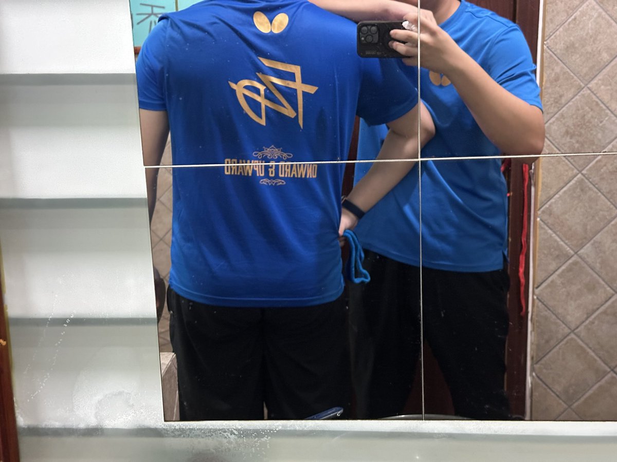 好巧 怎么你也用樊振东
我也喜欢<a href="/LamboERZ/">蓝标ERZ</a>