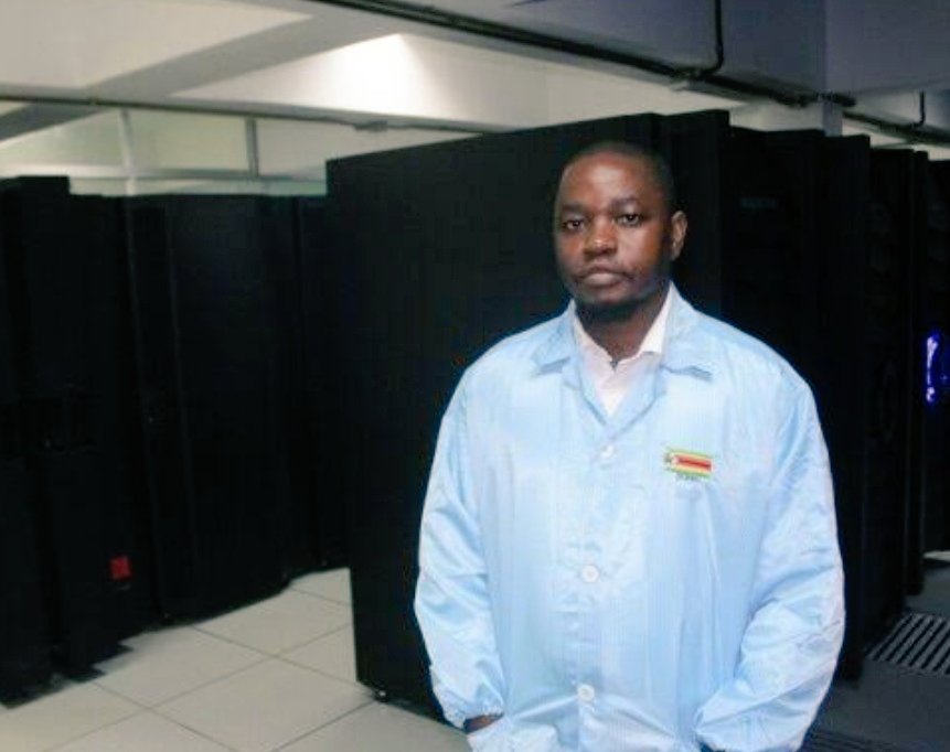 CurateZimbabwe's tweet photo. The Zimbabwe Centre for High Performance Computing (ZCHPC) is a key institution driving research, technological innovation, and economic growth in Zimbabwe. 

Established to address the demand for advanced computational power, ZCHPC provides state-of-the-art infrastructure for fields like agriculture, healthcare, climate science, and engineering. 

The centre offers services in data analysis, simulations, training, and capacity building, supporting both local and international collaborations. 

By enabling complex research and fostering innovation, ZCHPC attracts investments in emerging sectors such as AI, biotechnology, and big data. 

The centre’s educational initiatives further develop local talent, ensuring a skilled workforce. 

#Zimbabwe #Zimbabweans #VisitZimbabwe #Technology 

Copyright 
Photos courtesy of the Zimbabwe Centre for High Performance Computing.

@ZCHPC_Zimbabwe
https://t.co/BJvKUIMBGY
