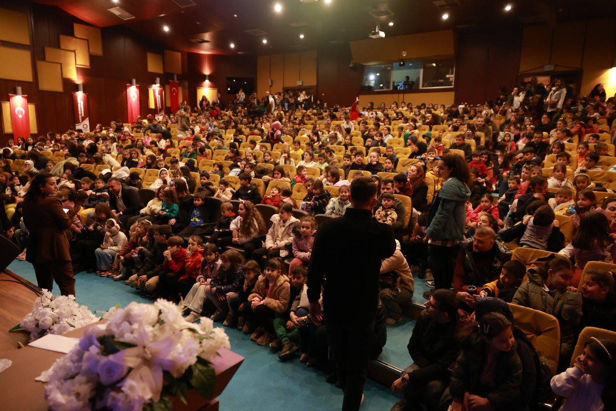 T.C. Kültür ve Turizm Bakanlığı (@tckulturturizm) on Twitter photo 2024'e Kültür ve Turizm Alanında Damga Vurduk... 1 Yıl Böyle Geçti...
Devlet Opera ve Balesi 2024 performansıyla zirvede! <a href="/devoperabale/">Devlet Opera ve Balesi Genel Müdürlüğü</a>
✨Türkiye Kültür Yolu ve ulusal/uluslararası festivallerde 148 etkinlik, 134.844 seyirci...
2023/24 sanat sezonunda, 1.009 temsil ve 613.276 2024'e Kültür ve Turizm Alanında Damga Vurduk... 1 Yıl Böyle Geçti...
Devlet Opera ve Balesi 2024 performansıyla zirvede! <a href="/devoperabale/">Devlet Opera ve Balesi Genel Müdürlüğü</a>
✨Türkiye Kültür Yolu ve ulusal/uluslararası festivallerde 148 etkinlik, 134.844 seyirci...
2023/24 sanat sezonunda, 1.009 temsil ve 613.276
