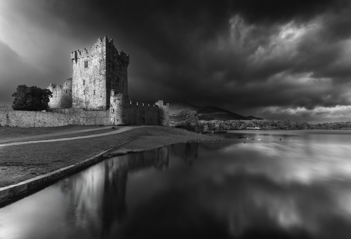 Orla Fleming (@orlaflemingfoto) on Twitter photo Ross Castle shining on a moody day
#bnwphotography #bnwzone #blackandwhitephotography #Ireland #fineartphotography #potd #landscape #killarney <a href="/CanonUKandIE/">Canon UK and Ireland</a> Ross Castle shining on a moody day
#bnwphotography #bnwzone #blackandwhitephotography #Ireland #fineartphotography #potd #landscape #killarney <a href="/CanonUKandIE/">Canon UK and Ireland</a>