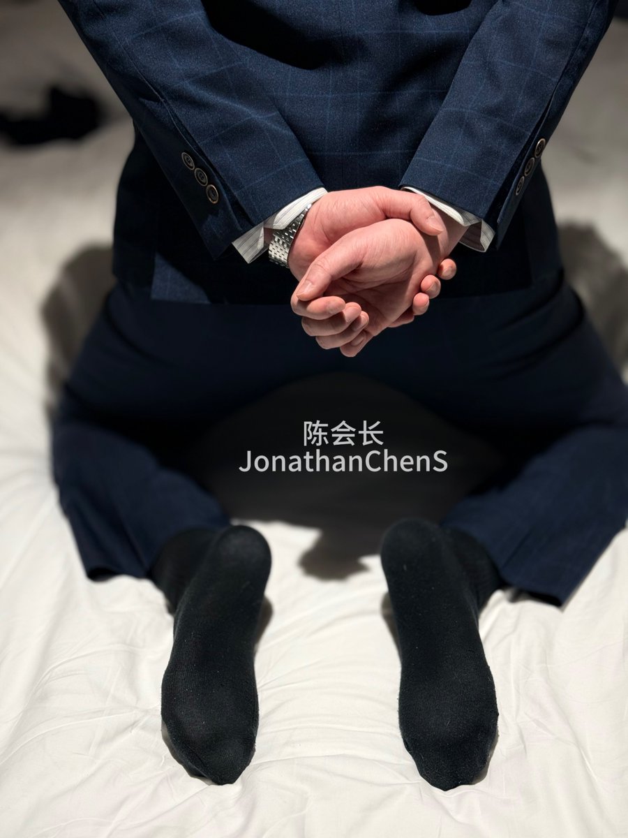 JonathanChenS's tweet photo. Love me like you do! https://t.co/DpKn0SjIs6