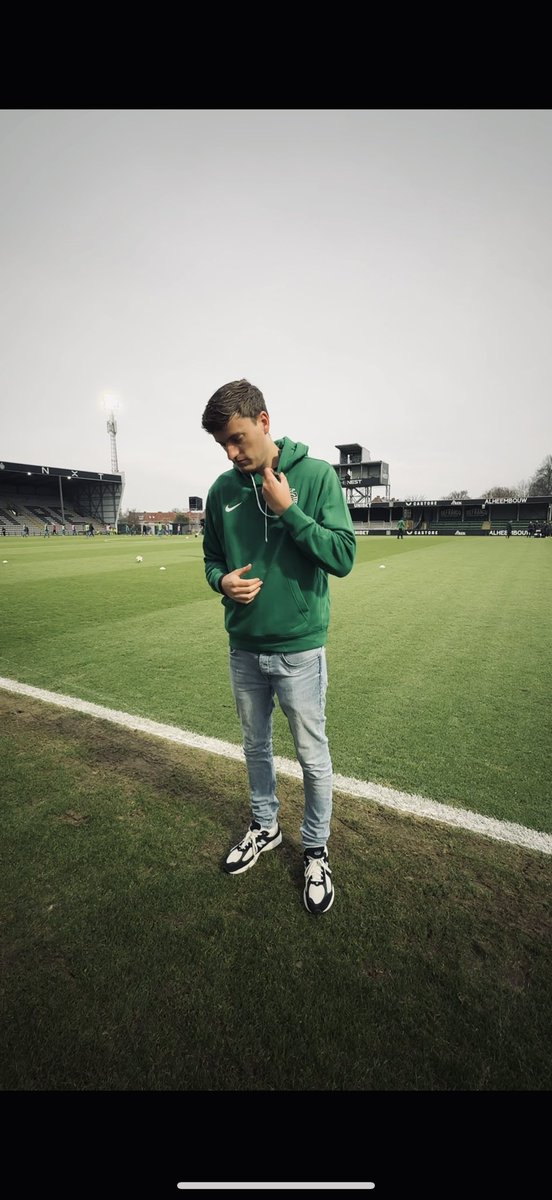 groundhopper_fc's tweet photo. Ola, just wanted to say a quick word.. 
I really, really appreciate all the love from the family that Sporting is💚
It means more than I can put into words but I hope with vids I can tell..

So.. A big Thankyou. I hope to make the best content possible in return.

Lado a lado 🦁 https://t.co/3wn6xEC5jq