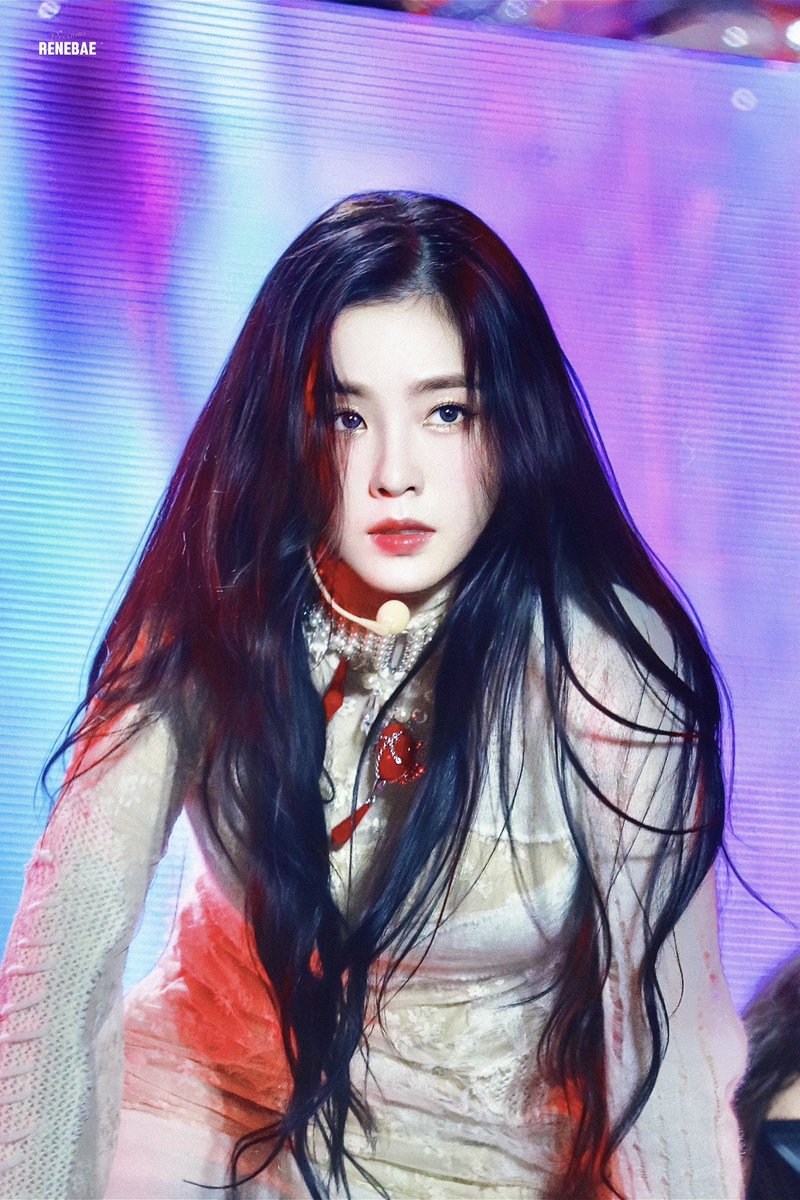 preciousrenebae's tweet photo. 281224 Yuewen Music Festival
#IRENE #아이린 https://t.co/2Nb2Gju4tY