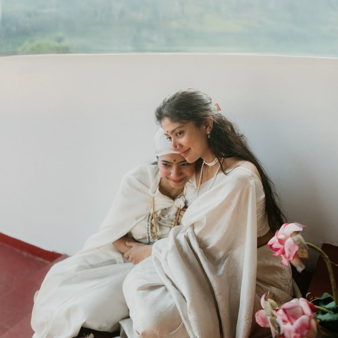 Beautiful Bond 🫂🤗❤️ 
#SaiPallavi #poojakannan  #SaiPallavi𓃵  #SaipallaviSenthamarai