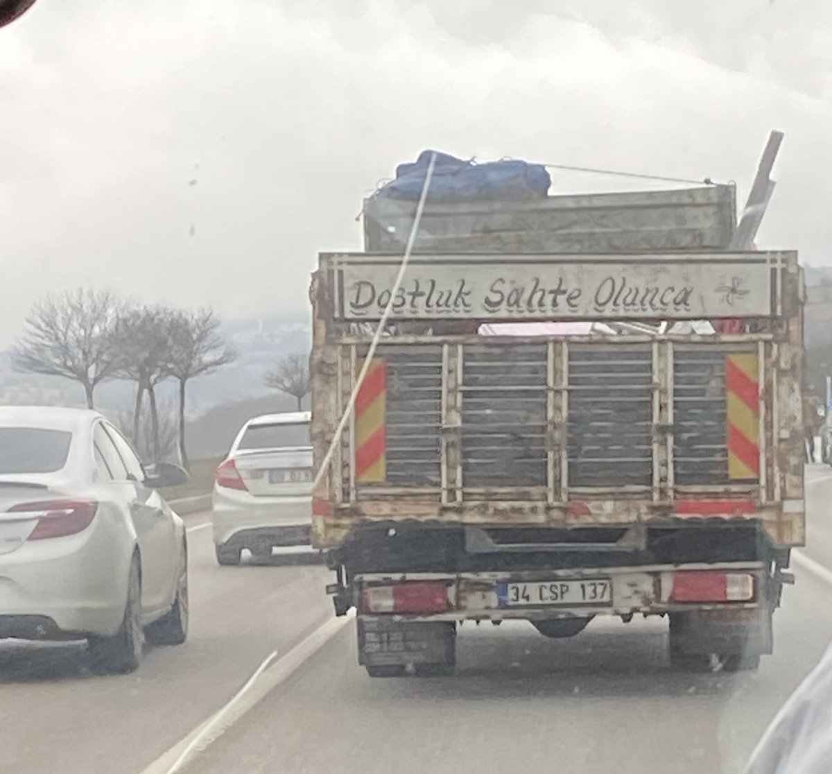 cylkciler's tweet photo. Sadece dostluk mu ??? https://t.co/zgnxu75yCr