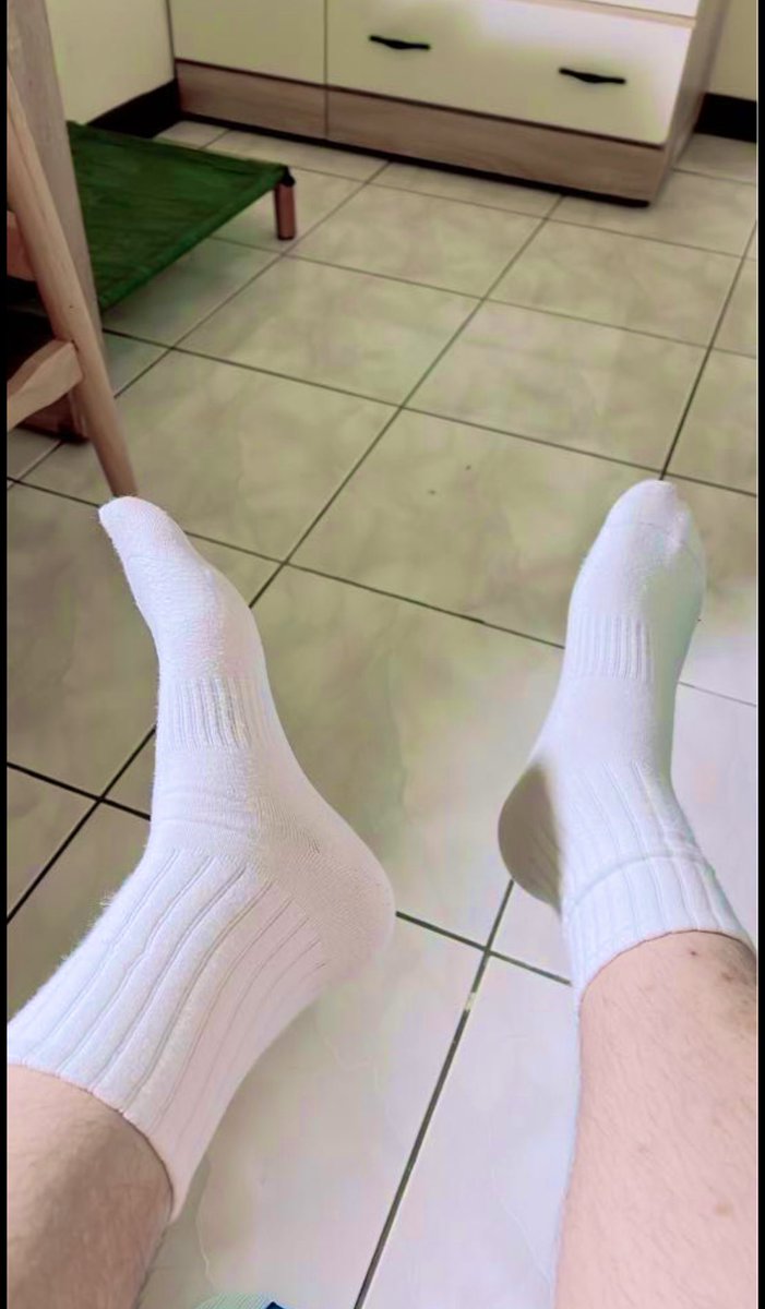 好想被餵吃襪腳🥵🥵🥵