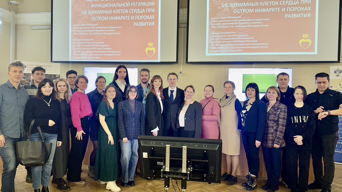 pdocshin's tweet photo. 📝 One of the most significant events of the year (or even the last few years!) 😅

Successfully defended my PhD! 🙌 

Grateful to my advisor, colleagues, friends, family, and my wife — this wouldn’t have been possible without you! 🥲

“Standing on the shoulders of giants…” 🙏 https://t.co/3ql8GvBFPk