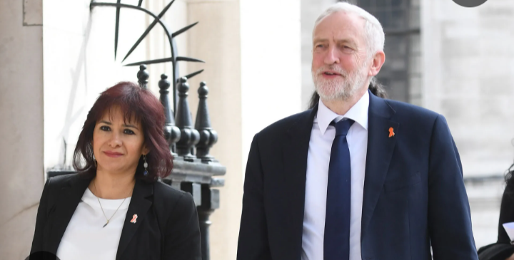 ArtCrunchy's tweet photo. The people who falsely accused Jeremy Corbyn of antisemitism are some of the most foul, hateful and disgusting people you could ever encounter. Serial liars, thieves, and genocide supporters, the lot of them.
Now these zionists run the UK. https://t.co/8q8iXohzA5