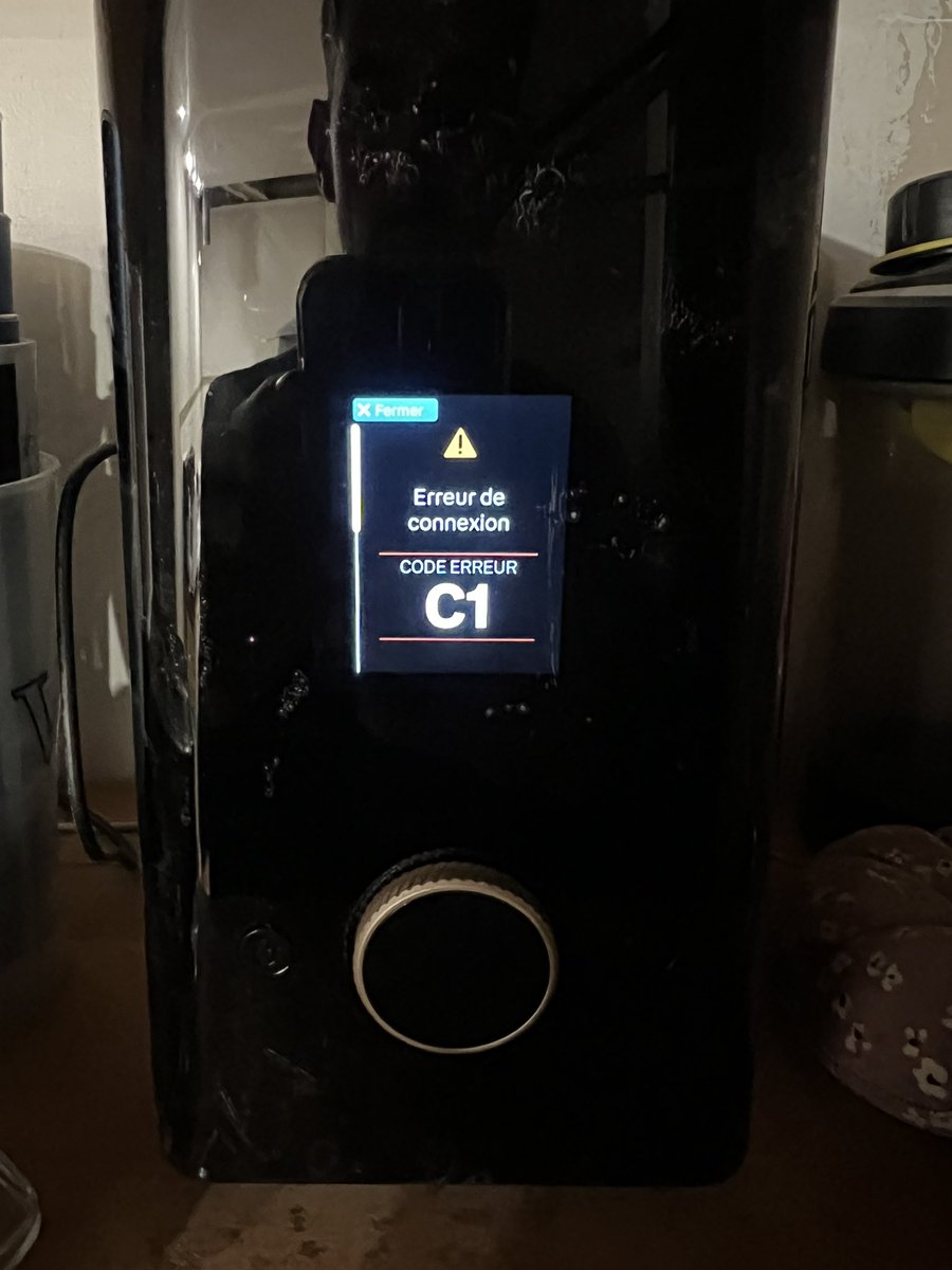 RandomAleatoire's tweet image. Une @AlertePelleteuz un dimanche à 10h29 en gironde pour Bouygues ?
Ou alors un équipement qui a cramé sur la backbone car j’ai la lumière mais pas le reste