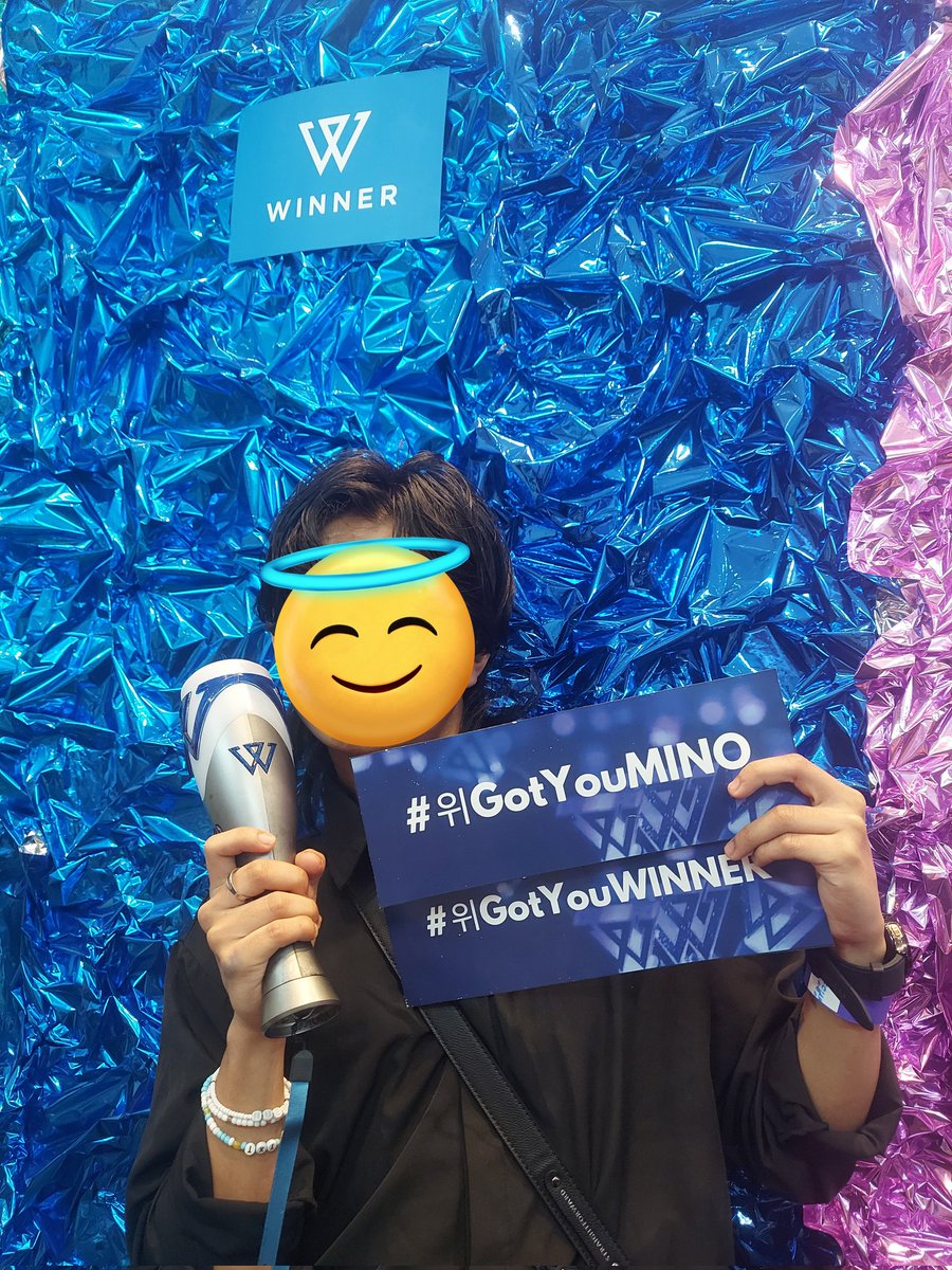 PapiEscoups's tweet photo. Visiting Winner PH booth 🥰🥰

@WINNERPHYG #KPOPCON12 #globekmmunityph https://t.co/MRXVcUMwkA