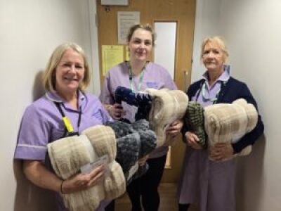 In a heart-warming display of generosity, customers of Dunelm Gateshead and Primark Metrocentre have donated pyjamas, slippers, dressing gowns, fleece blankets, and children’s gifts as part of a Christmas appeal.

Read the story on our website 👉 gatesheadhealth.nhs.uk/news/primark-a…