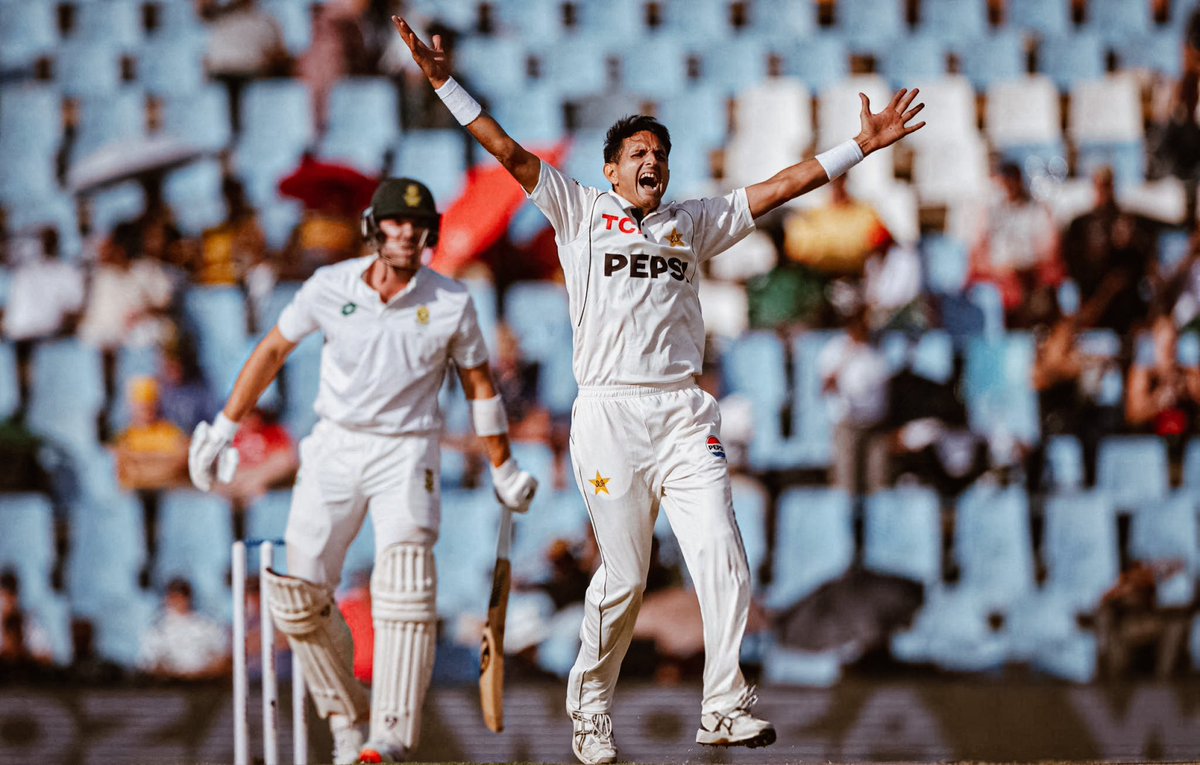 MS__Thoughts's tweet photo. Where Was He For So Long We Always Lose Talent Just Because Of Including Politics In Cricket🙂

Amazing Bowling By Abbas❤️
#PAKvsSA https://t.co/TC00GY6o09