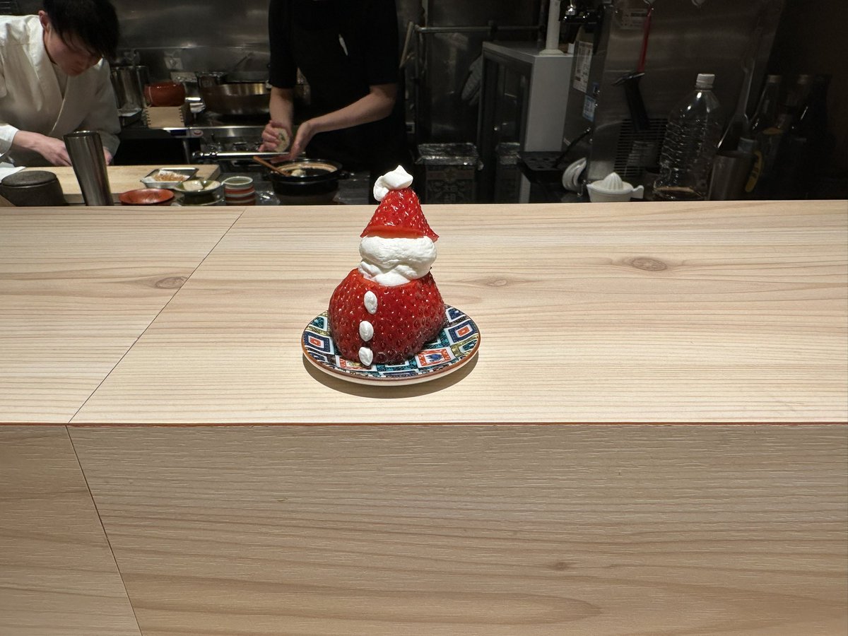 M01923786 tweet picture