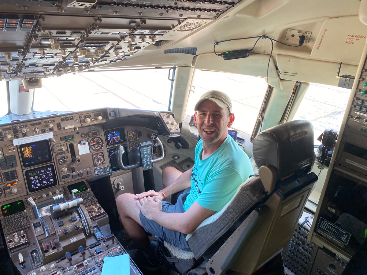 En soutien de <a href="/youtripreport/">✈️ YouTripReport ✈️</a>, la fin d’année 2024 est dure avec les accidents de <a href="/azalofficial/">AZAL - Azerbaijan Airlines</a> et de <a href="/JEJUAIR_KR/">제주항공</a>. Vous pouvez toujours regarder mes derniers nouveaux reportages de <a href="/youtripreport/">✈️ YouTripReport ✈️</a> à mon nom "fabrice". Mon dernier vol était avec <a href="/Condor/">Condor Airlines News</a> ! Pas de vols avant 1 an.