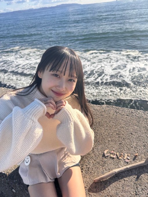 NananeのTwitter画像12