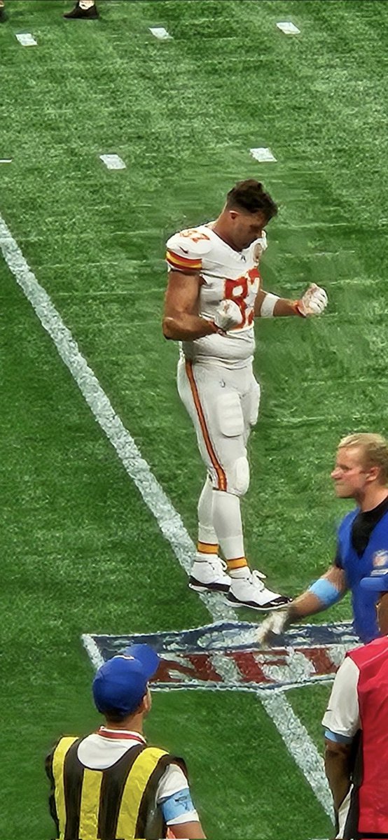 ChiefsTnT's tweet image. #WPMOYChallenge      + @tkelce 
#WPMOYChallenge      + @tkelce #WPMOYChallenge      + @tkelce #WPMOYChallenge      + @tkelce #WPMOYChallenge      + @tkelce