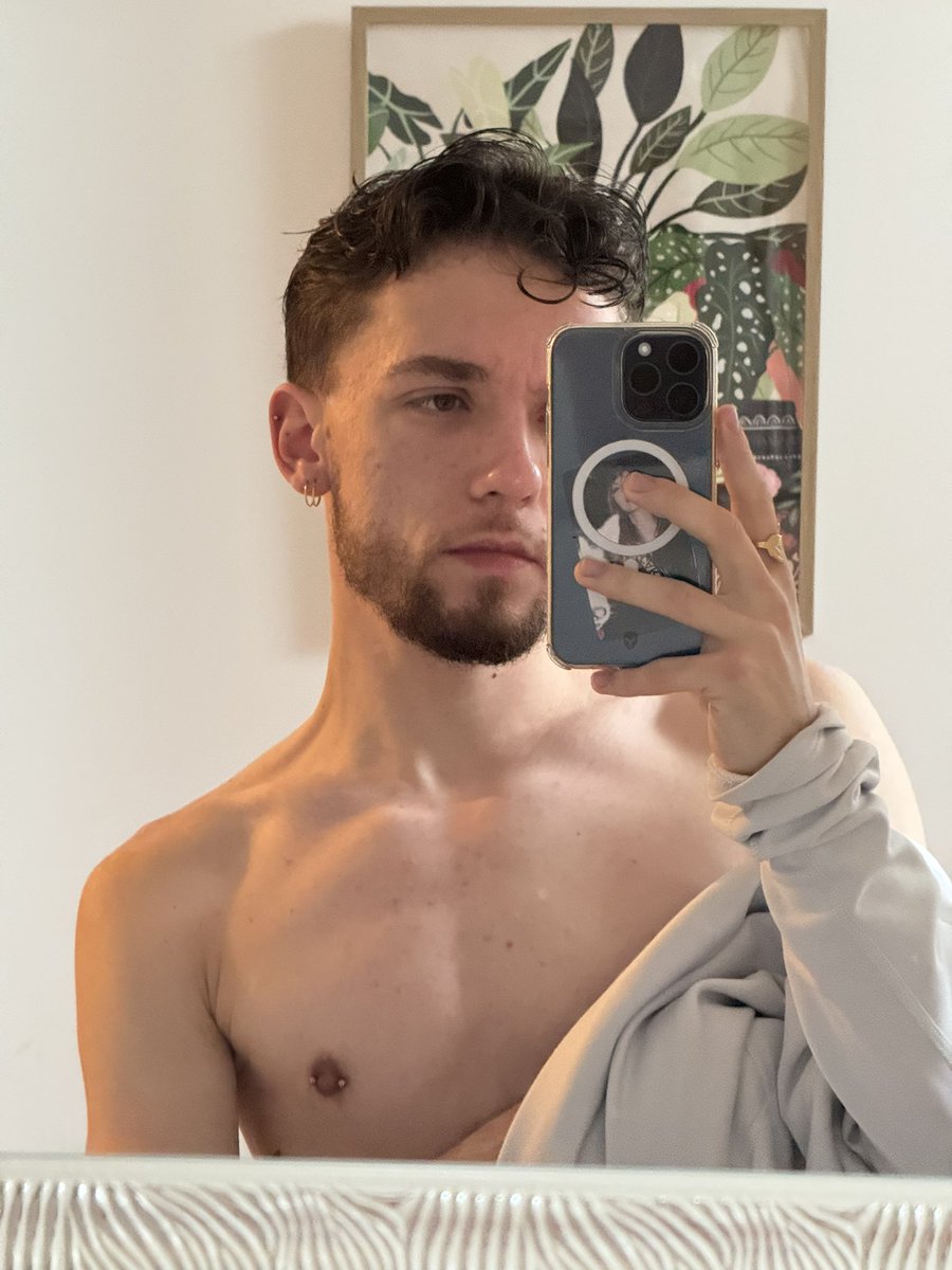 kiks tweet media