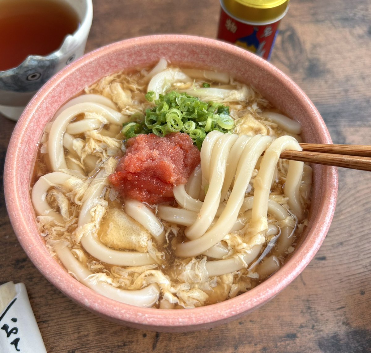 redbeanjam1210's tweet photo. 食べるとホッとする明太卵とじうどん☺️
とろみのある甘めの出汁が温かくて美味しい😋 https://t.co/dDwIFDmJgA