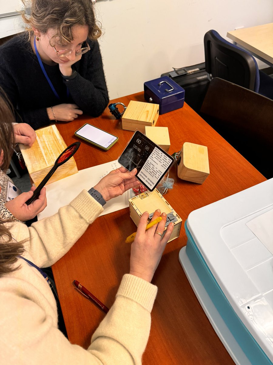 MartinTorral's tweet image. Algunas fotos de una Escape Room sobre sepsis que hice para SEPTICETE 2024 #gamificacion #escaperoom #enfermeria