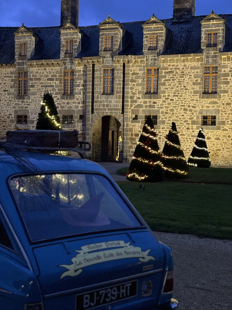Château Rocher Portail tweet media