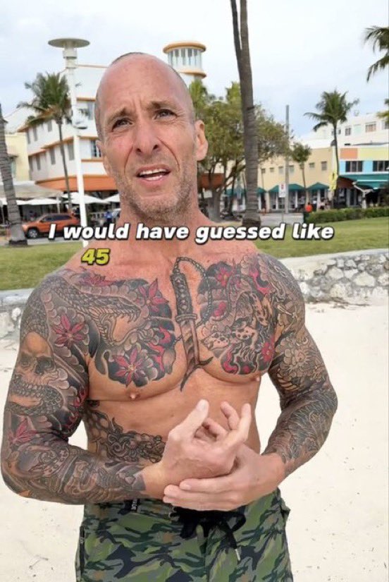 StrideWarrior's tweet photo. I found a guy who goes around Miami asking insanely fit people over 40:

• What they eat
• What workouts they do
• What supplements they take

They all have really surprising answers...

Here are my top 8: https://t.co/NQxvzFfyk0