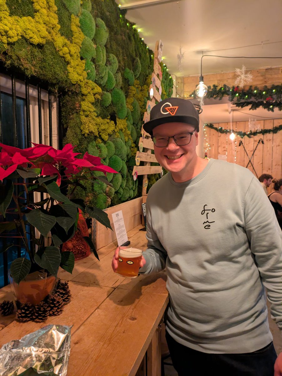 Top night down <a href="/BiniBrew/">Bini Brew Co</a> last night.

The standard, 'lets pop out for a bit' that escalates.

Beers were banging, the Pilsner was especially good and the tunes were equally good.