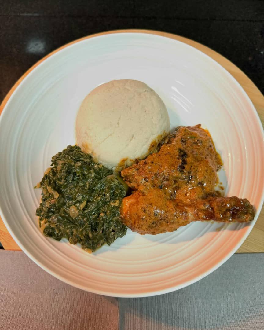 rosiegirlies's tweet photo. My Ugandan friend shared dis mouthwatering delicacy wth me today, and Iโm in awe of the flavors! ๐ Ugandan ๐บ๐ฌ friends, whatโs Dis called in your beautiful culture? I need to knw so I cn ask fr it again! ๐ฅน๐ดโค๏ธ #UGAvsKEN #EmmanuelNabugodi #AntiHomosexualityAct https://t.co/hUJVT7hhnZ