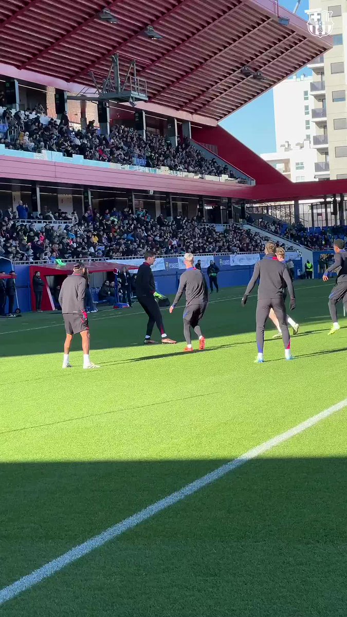 Holiday Skills on Display 🔥 https://t.co/9R06bIucl4