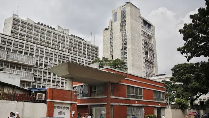 আগামীকাল থেকে সচিবালয়ে প্রবেশ করতে পারবেন সাংবাদিকরা