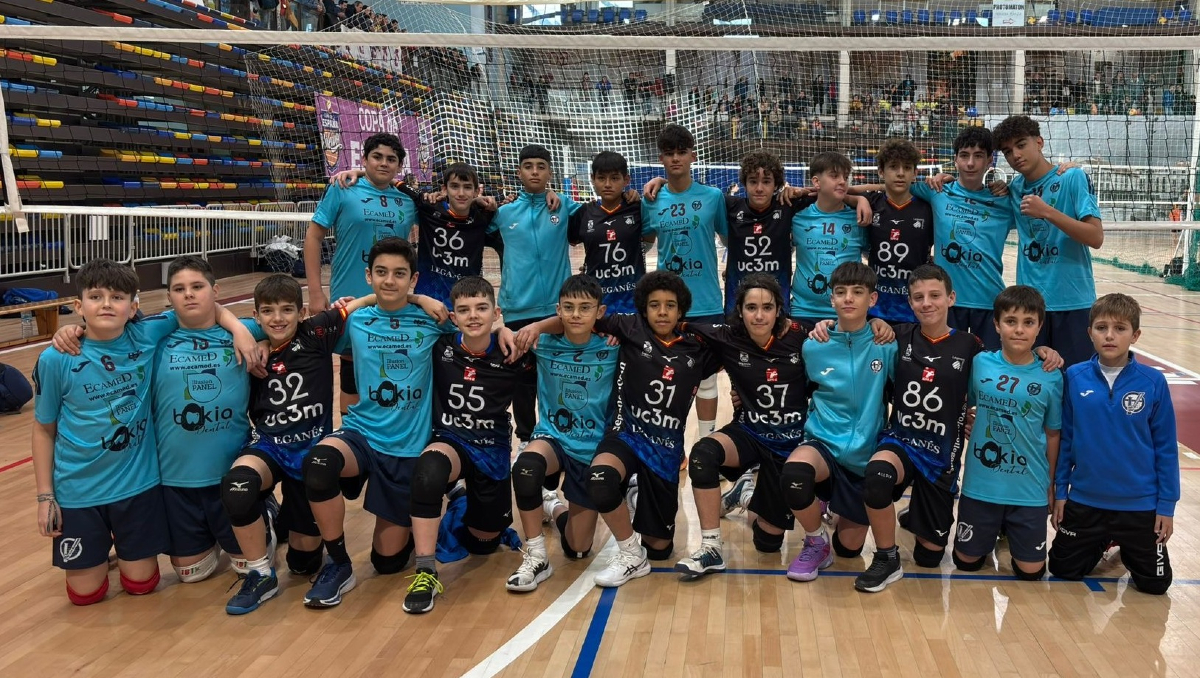 VoleibolLeganes's tweet image. 🏆🇪🇸 #CopaEspañaVB - 2ª Fase: 19º - 22ª

🏐 Infantil B Masculino
🆚 ECAMED Voleadores Cieza
➡️ 0-2

#VamosLega 💙🤍 
#MejorCanteraESP 💪🇪🇸