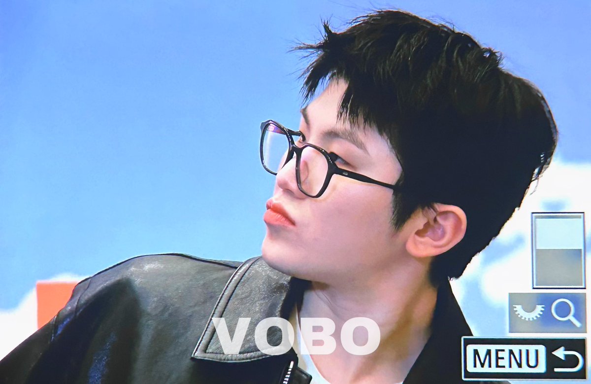 241239 이즈위 우지

얘드라 오늘 디후니 차카니 백개먹엇나바 

#SEVENTEEN #WOOZI #우지 #세븐틴 #ウジ