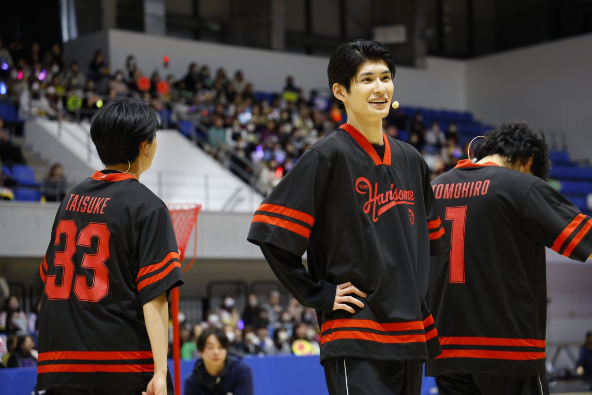 realsoundjp's tweet image. ＼#ハンサム運動会 レポート&amp;amp;インタビュー／

🔥レポート
realsound.jp/2024/12/post-1…

🤸終演後インタビュー
#猪塚健太＆ #細田佳央太＆ #新原泰佑＆ #福崎那由他 
realsound.jp/2024/12/post-1…

📸写真（全33枚）
realsound.jp/2024/12/post-1…