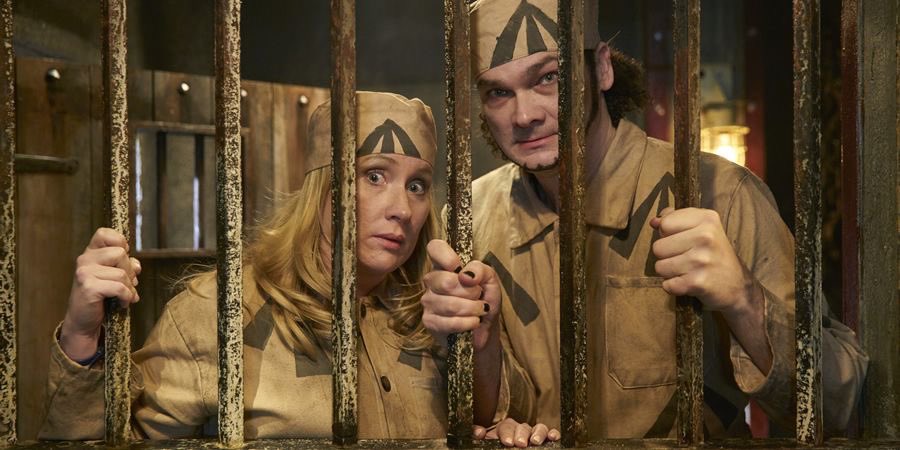 collywobbles58's tweet photo. βTreat of the dayβ Deb-beh centric!π #yonderland #marthahowedouglas #simonfarnaby #matbaynton #drlaurencerickard #jimhowick https://t.co/8obTqXZKwW