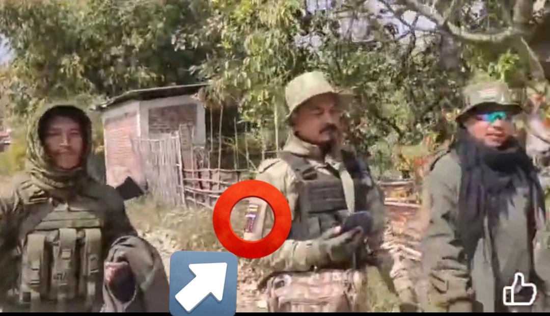 RayiCis's tweet photo. Seems the only difference between 

Arambai Tenggol and @manipur_police is their names.

If this were not the case, they would need to clarify the numerous videos and images that suggest otherwise. https://t.co/P4v4MYeJU4