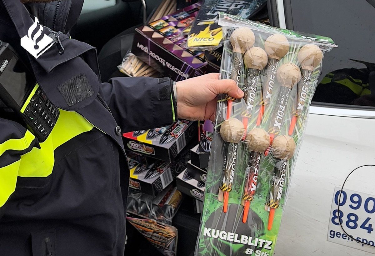 Politie neemt 4000 kg vuurwerk in beslag tijdens grenscontrole in provincie

Lees meer op:  buff.ly/4fy4Hel