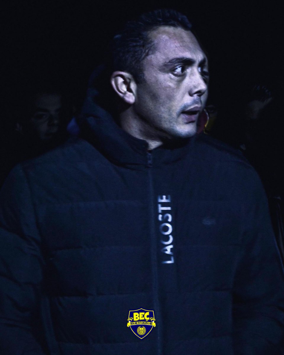 Ağabeyimiz İlker Türker tutuklanmıştır. Beraberinde bulunan iki kardeşimiz de adli kontrol şartıyla salıverilmiştir.

Yönetimin bizi sindirmek üzere yaptığı bu kalleşce oyunu, kendimize bir savaş ilanı olarak görmüyoruz.
Savaş onurlu insanların tarzıdır; kahpenin bir tarzı